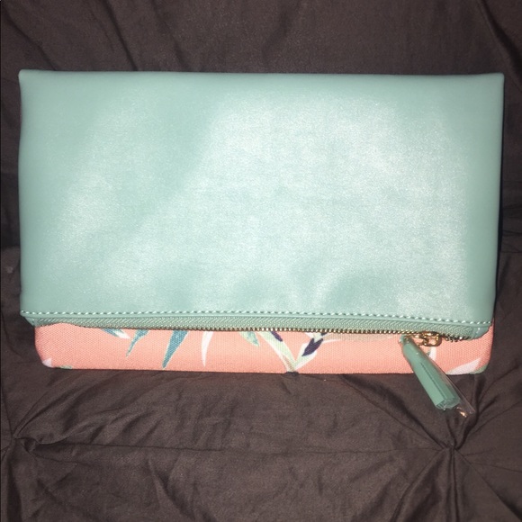 Rachel Pally fold-over clutch - Picture 4 of 11